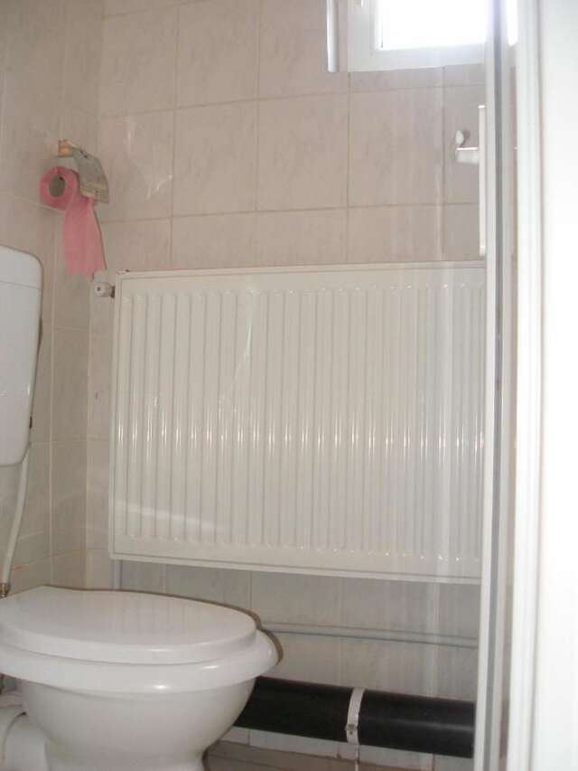 Хостелы Kretan Hostel Бухарест-27