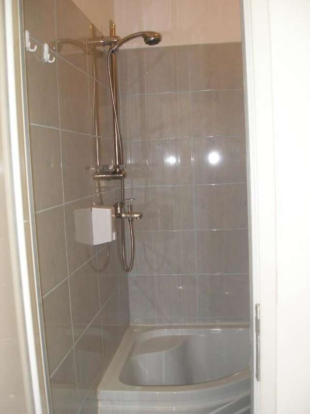 Хостелы Kretan Hostel Бухарест-28